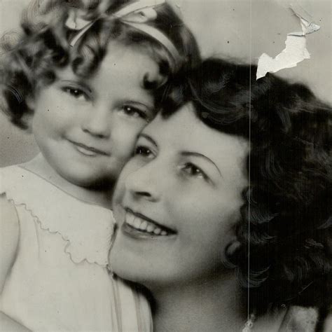 55 Photos Of Shirley Temples Life Through The Years Rare Photos Of Shirley Temple