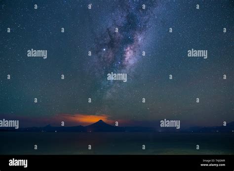 Patagonia Night Sky Hi Res Stock Photography And Images Alamy