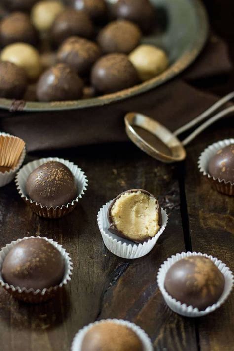 White truffle , the rare type of truffles. Easy Buckeye Recipe - Sugar Spun Run | Peanut butter truffles, Dessert recipes, Peanut butter