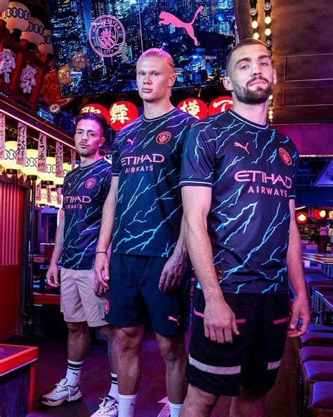 Puma Unveils Citys ‘electric Third Kit Soccer Laduma