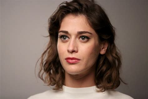Worried about your big nose stealing all the attention? 26 Female Celebrities With 'Big' Noses Who Are Totally ...