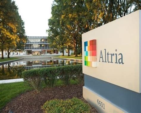 Altria Group This Dividend Aristocrat Offers A Smoking Hot Investment