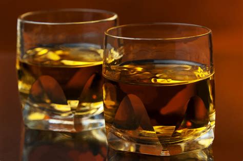 If you are looking for a low calorie alcoholic drink, scotch whiskey is one of the best options on the drinks menu. Low Calorie St. Patrick's Day Drinks