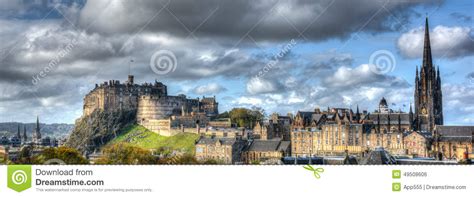 Avete mai sentito parlare dell'hogmanay, il tradizionale capodanno di edimburgo? Edimburgo, Scozia fotografia stock. Immagine di drammatico ...