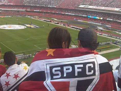 Live the thrill of the game with live streaming. Pin de Ana Paula em São Paulo- Tricolor | São paulo ...