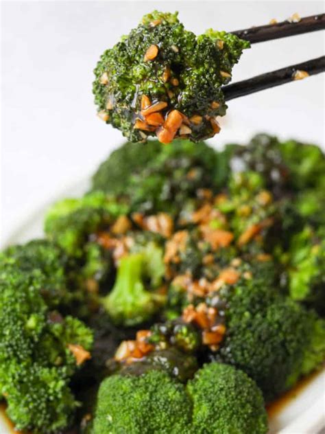 Easy 10 Minute Broccoli With Garlic Sauce Christie At Home