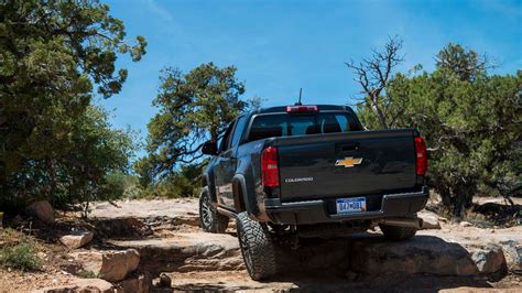 2017 Chevrolet Colorado Zr2 First Drive Review Cast In Convenience