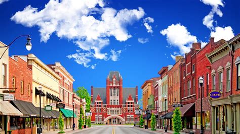 Bardstown Kentucky A Charming Town Where Bourbon Is The Lure