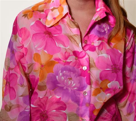 1970s Authentic Vintage Sheer Button Down Floral Groovy Collared Hot Pink Blouse Womens Size