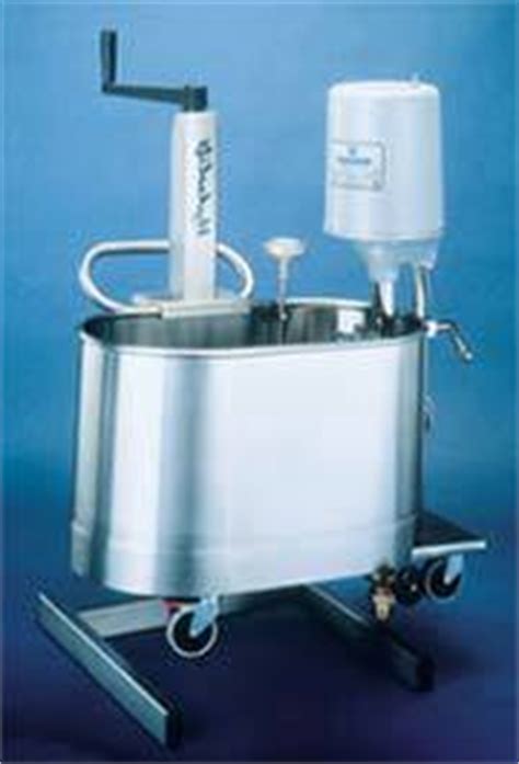 Whirlpool styles and types whirlpool tubs are available in a range of colors, styles, sizes, and designs from many manufacturers. Hydrotherapy Whirlpool Sports Baths, Athletic Bath Tubs ...