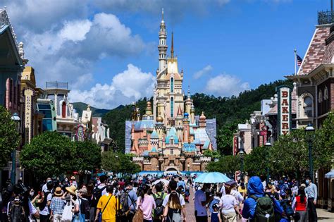 HK Disneyland reopens after five-month closure