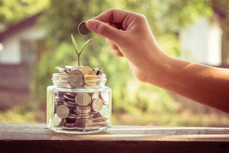 The contributions table is pretty straightforward but to give you a better idea on just how much will be deducted from your salary, here are a couple of sample computations: How to Compute Your Pag-IBIG Contribution 2019 | Lamudi