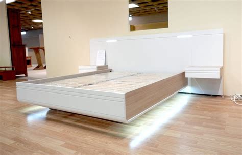 Trouvez tete de lit dans lits et matelas | achetez ou vendez un lit ou matelas localement à ville de québec. Lit chevet intégré - Design en image