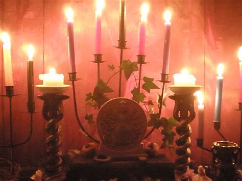 The Goddess House Hekate The Goddess Of The Crossroads