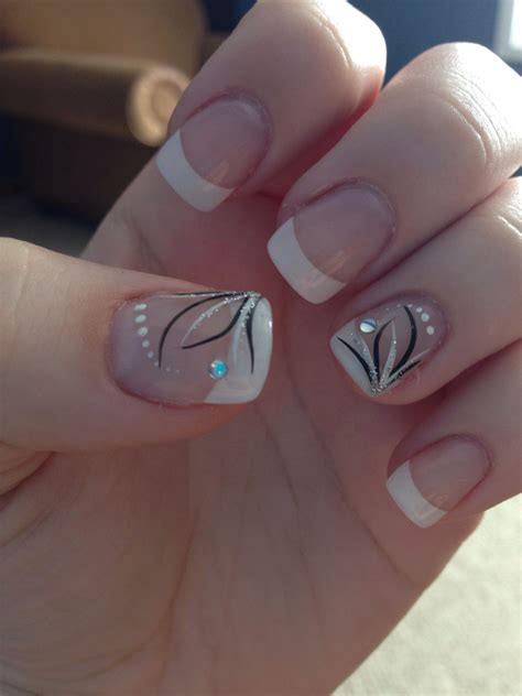 Acrylic Nails With Design And Jewel Stylish Nails Art Nail Designs