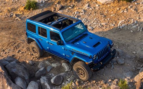 Could a gladiator 392 be next? 2021 Gladiator 392 V8 : 2021 Jeep Wrangler Rubicon 392: The Rubi with V8 power ... / Jeep hasn't ...