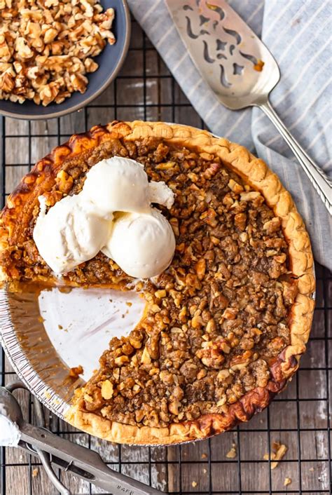 What are the ingredients in sweet potato pie? Homemade Sweet Potato Pie Recipe with Walnut Topping ...