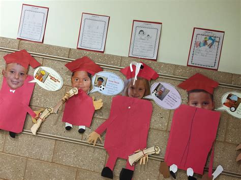 kindergarten kiosk graduation craftivity diplomas and a