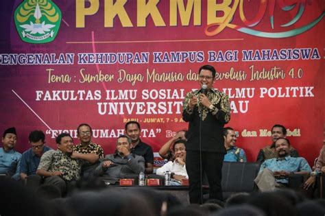 Balik ke Kampusnya Dulu, Apri Berbagi Motivasi ke Maba | Harian Kepri