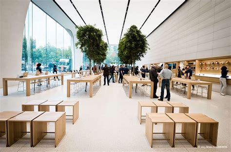 Son 30 günlük sayfa görüntüleme sayısı 7.700. Jony Ive's vision for new Apple Stores: live trees | Cult of Mac