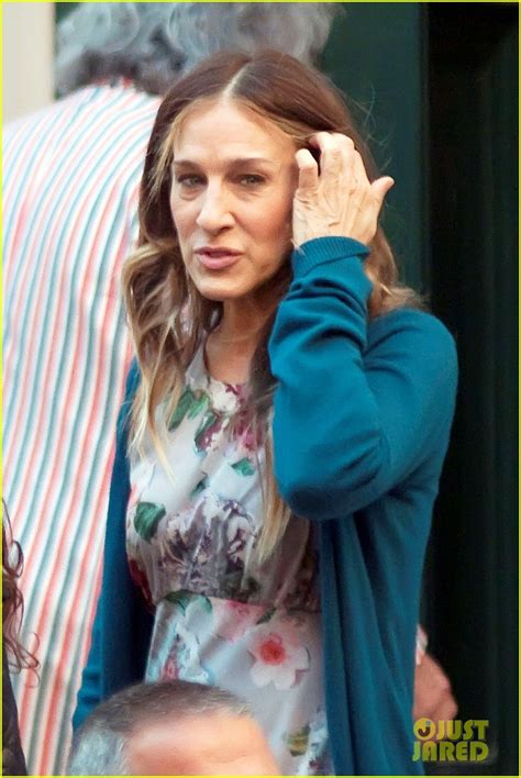 Sarah Jessica Parker Jumps For Joy While Filming In Rome Photo 3243315