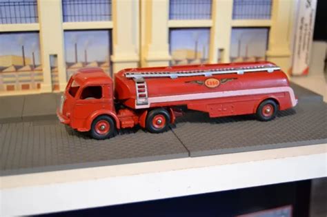 ANCIEN DINKY Toys D Origine Panhard Citerne Esso Ref 32C 576 EUR 50 00 PicClick FR