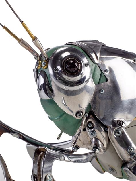 Incredible Scrap Metal Sculptures Look Like Real Insects