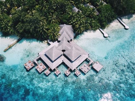 Visit Maldives Resorts Coco Bodu Hithi