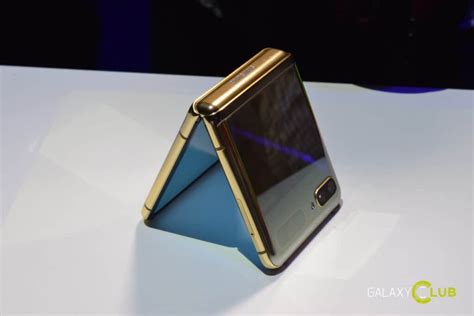 Samsung galaxy z flip 3 features. Samsung Galaxy Z Flip 3 modelnummer hint naar vriendelijke ...