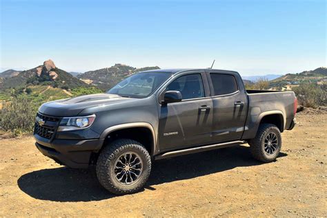 Edmunds also has chevrolet colorado pricing, mpg, specs, pictures, safety features, consumer reviews and more. 2017 Chevrolet Colorado ZR2 Review: Off-Road Daily ...
