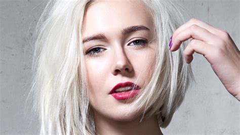 Is it possible without outdated beehives? Does Short Hair Make You Look Younger - SHUSH