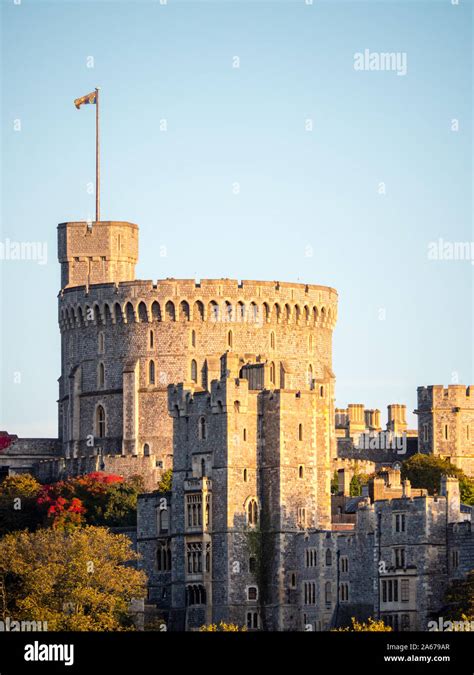 Sunset Windsor Castle Hi Res Stock Photography And Images Alamy