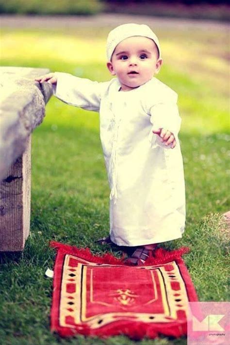Read more gambar laki laki sholeh berdoa ~ kumpulan gambar kartun cowok bertopi | duinia kartun. Foto Bayi Laki Laki Islam Lucu - Gambar Ngetrend dan VIRAL