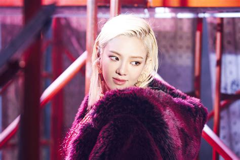 See The Behind The Scene Pictures From Triple T S Born To Be Wild Mv Snsd Hyoyeon