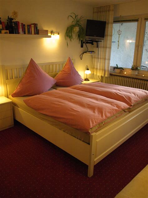 Jeden tag besuchen uns zahlreiche damen aus den verschiedensten ländern der welt. Zimmer unten - Haus de Paoli