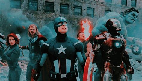 Avengers Aesthetic Desktop Wallpaper In 2021 Marvel Background