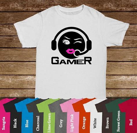 Gamer Girl With Glitter Pink Lips Tshirtgamervideo Gamer Shirt Red