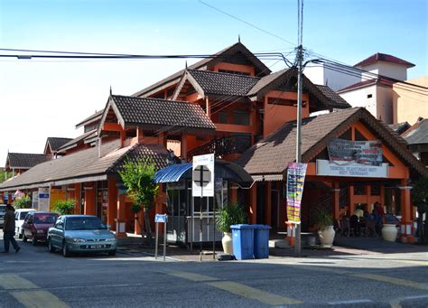 Buddhist temples, pagodas, statues and more. Cameron Highlands to the Perhentian Islands (via Kuala Besut)