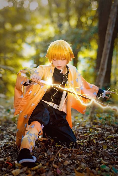 Best Cosplay Of Agatsuma Zenitsu 我妻 善逸 Real Life Zenitsu In 2022