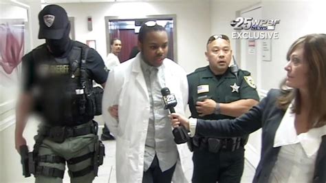 18 Year Old Charged With Impersonating A Doctor In Florida Released On