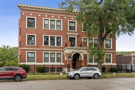 3733 S Lake Park Ave Unit 2n Chicago Il 60653 Condo For Rent In