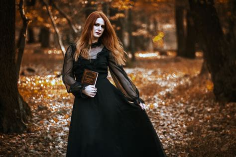 Autumn Melancholy By Lucreciamortishia On Deviantart