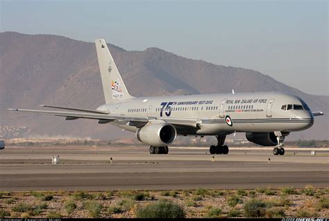 Boeing 757 2k2 New Zealand Air Force Aviation Photo