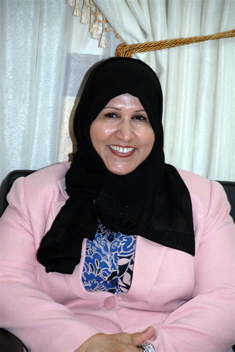 كونا الشيخة لطيفة الفهد تشيد باهتمام سمو الامير بقضايا المرأة الكويتية في التنمية