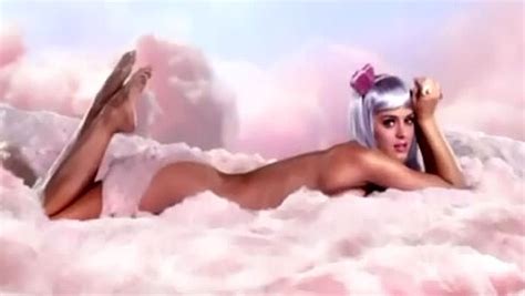 Katy Perry Nude Pics P Gina