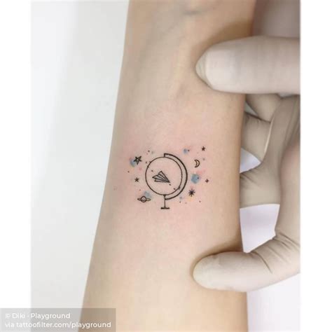 Small World Globe Tattoo Tatuajes Del Globo Mundial Tatuajes