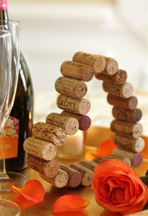 12 Beautiful Home Decor Items From Wine Corks
