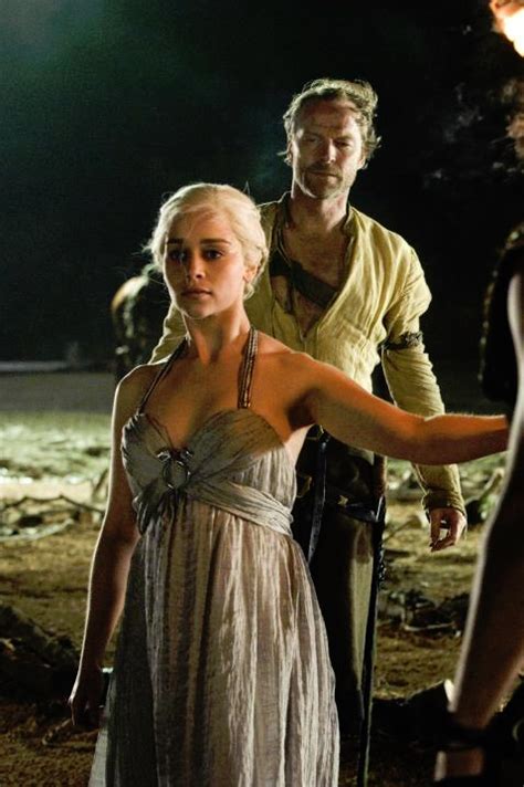 Daenerys Targaryen And Jorah Mormont Daenerys Targaryen Photo