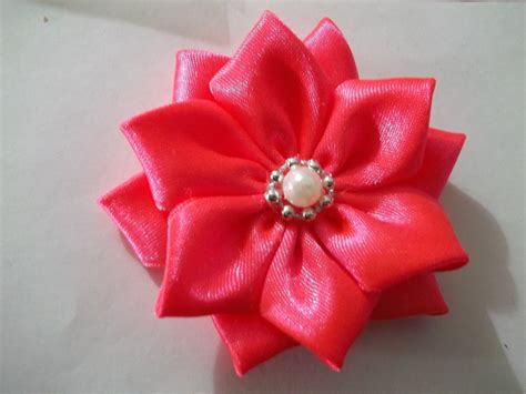 Maybe you would like to learn more about one of these? Flores De Cinta Y Tela De Raso Grandes Para Cintillos ...
