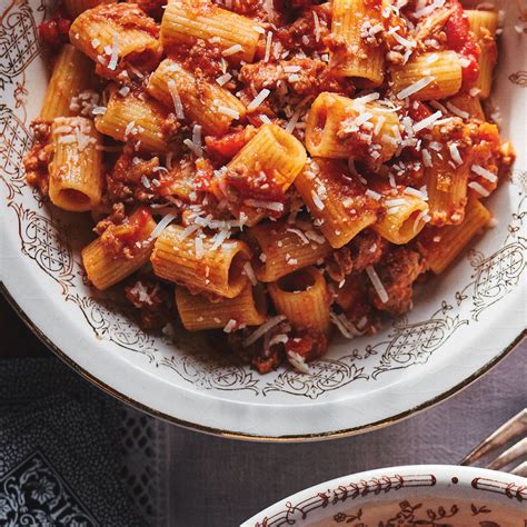 Pâtes à la sauce à la viande rigatoni al ragù di carne